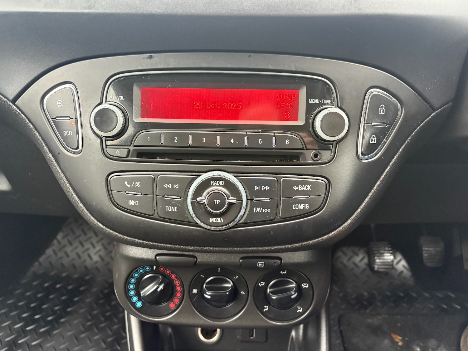 Used Vauxhall Corsa 2016 for sale - 76401994: Photo 15