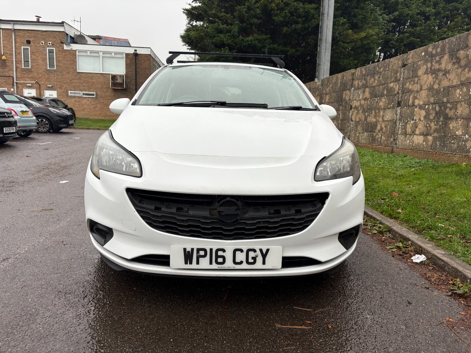 Used Vauxhall Corsa 2016 for sale - 76401994: Photo 2