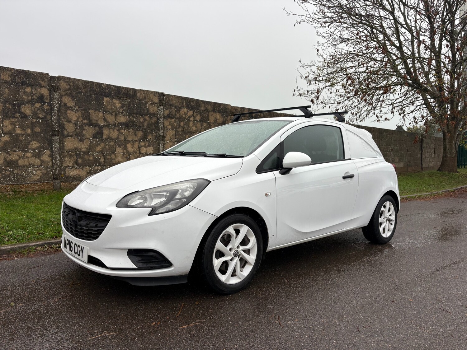 Used Vauxhall Corsa 2016 for sale - 76401994: Photo 4
