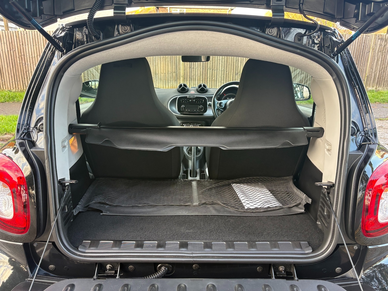 Used smart fortwo 2019 for sale - 76809345: Photo 14