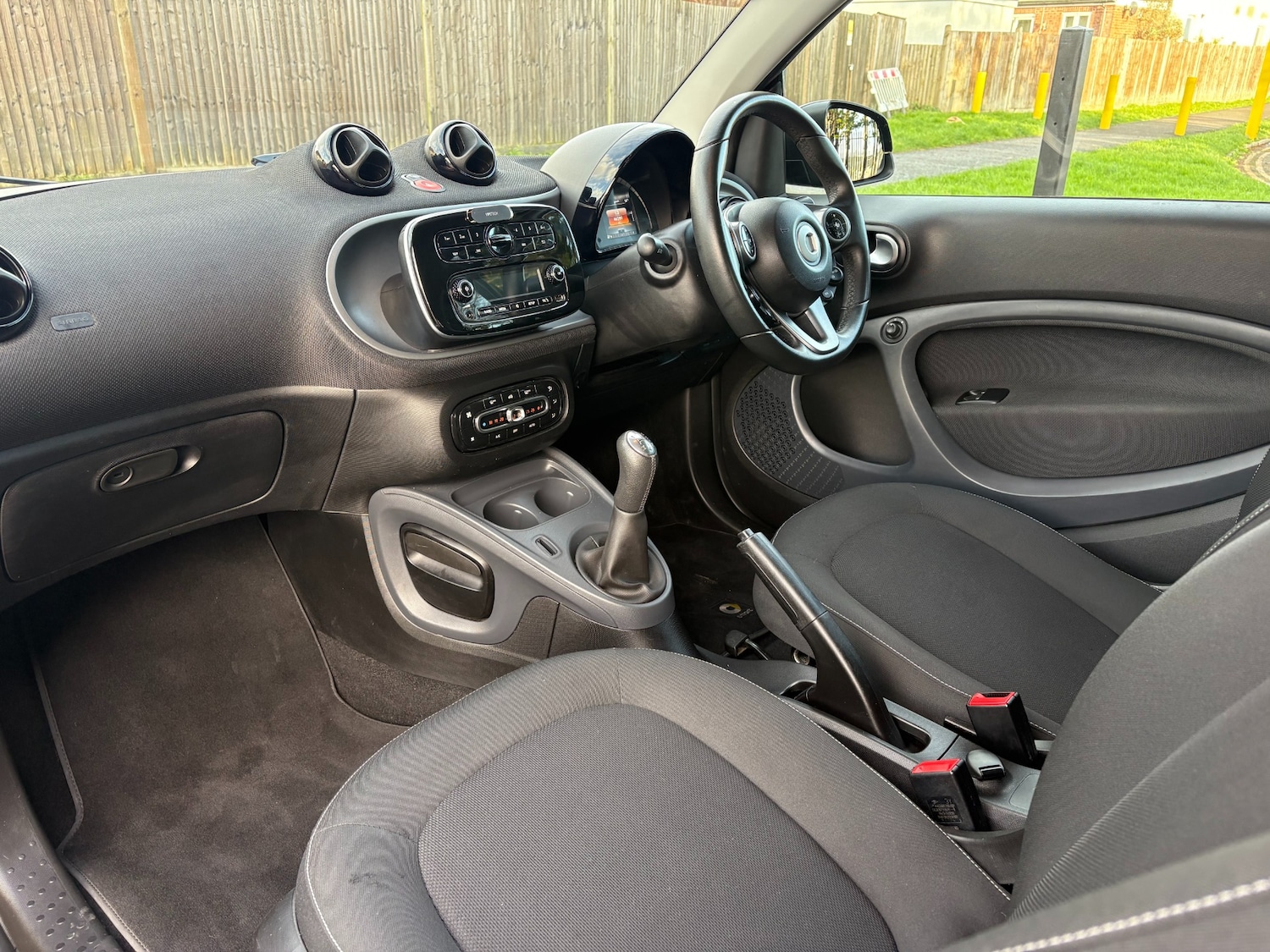 Used smart fortwo 2019 for sale - 76809345: Photo 8