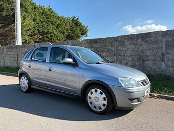 Vauxhall - Corsa