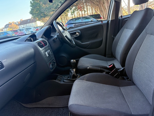 Used Vauxhall Corsa 2005 for sale - 76114674: Photo 7