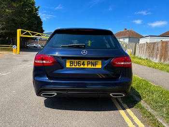 Used Mercedes-Benz C Class 2015 for sale - 79368034: Photo