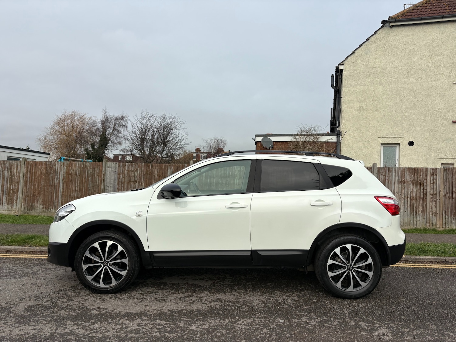 Used Nissan Qashqai 2013 for sale - 77198593: Photo 11