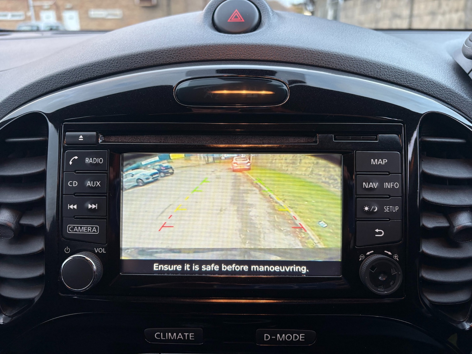 Used Nissan Juke 2015 for sale - 76696747: Photo 14