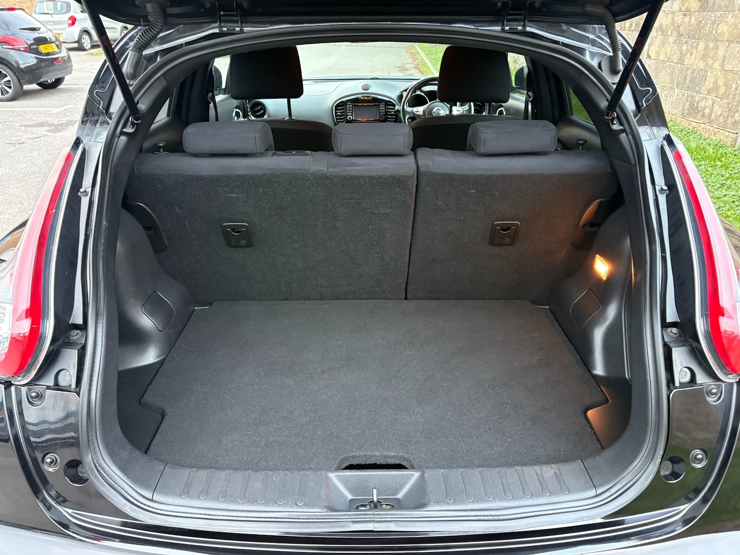 Used Nissan Juke 2015 for sale - 76696747: Photo 15