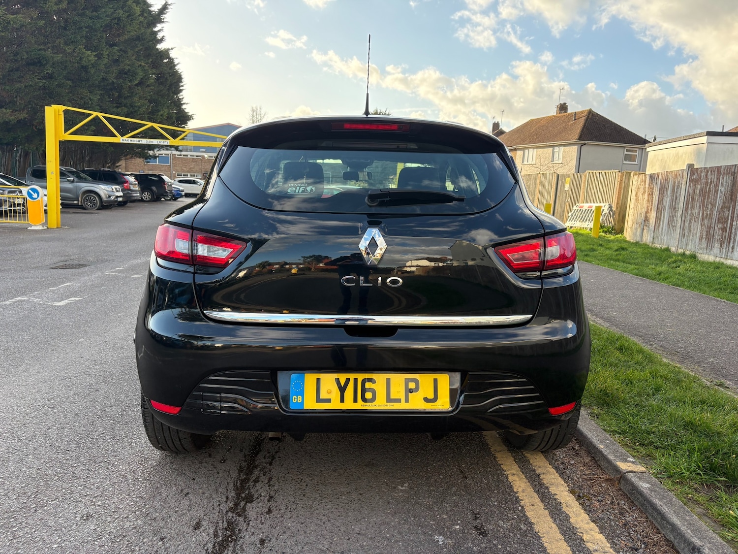 Used Renault Clio 2016 for sale - 77715460: Photo 2