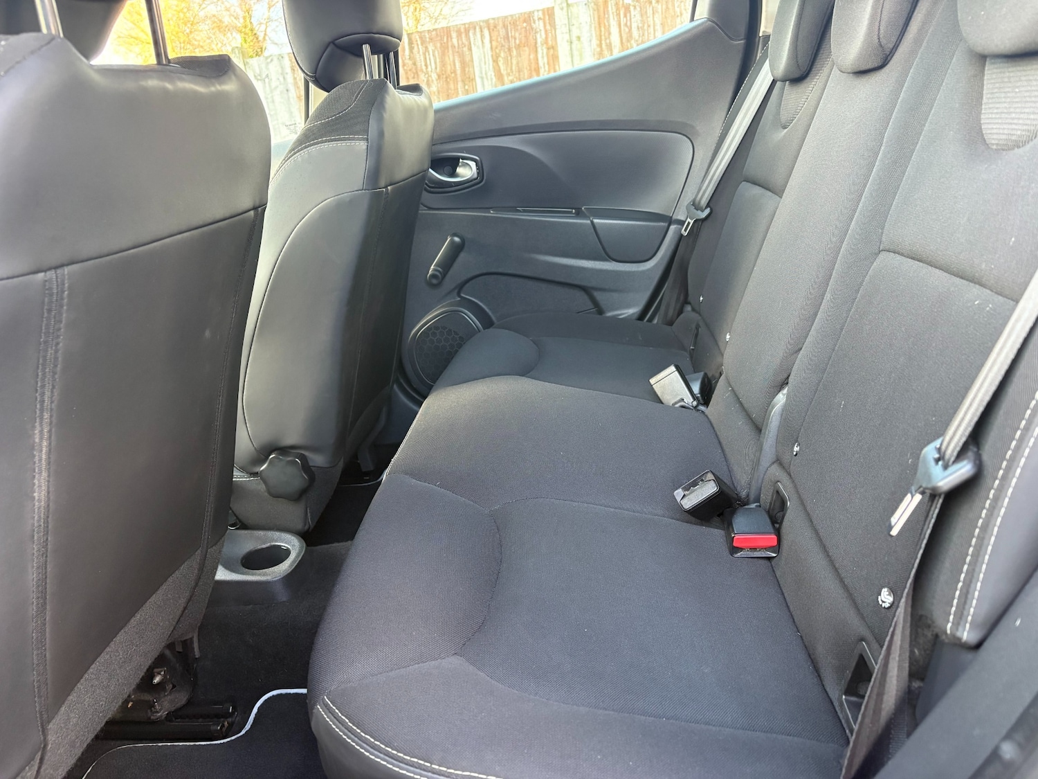 Used Renault Clio 2016 for sale - 77715460: Photo 9