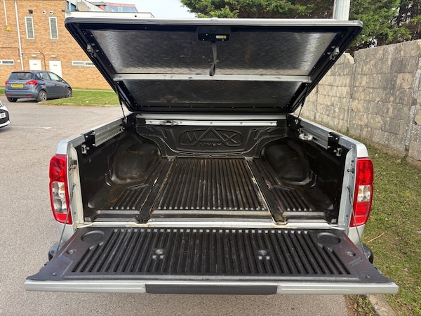 Used Nissan Navara 2015 for sale - 76143212: Photo 14