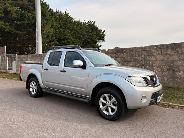Used Nissan Navara 2015 for sale - 76143212: Photo 1