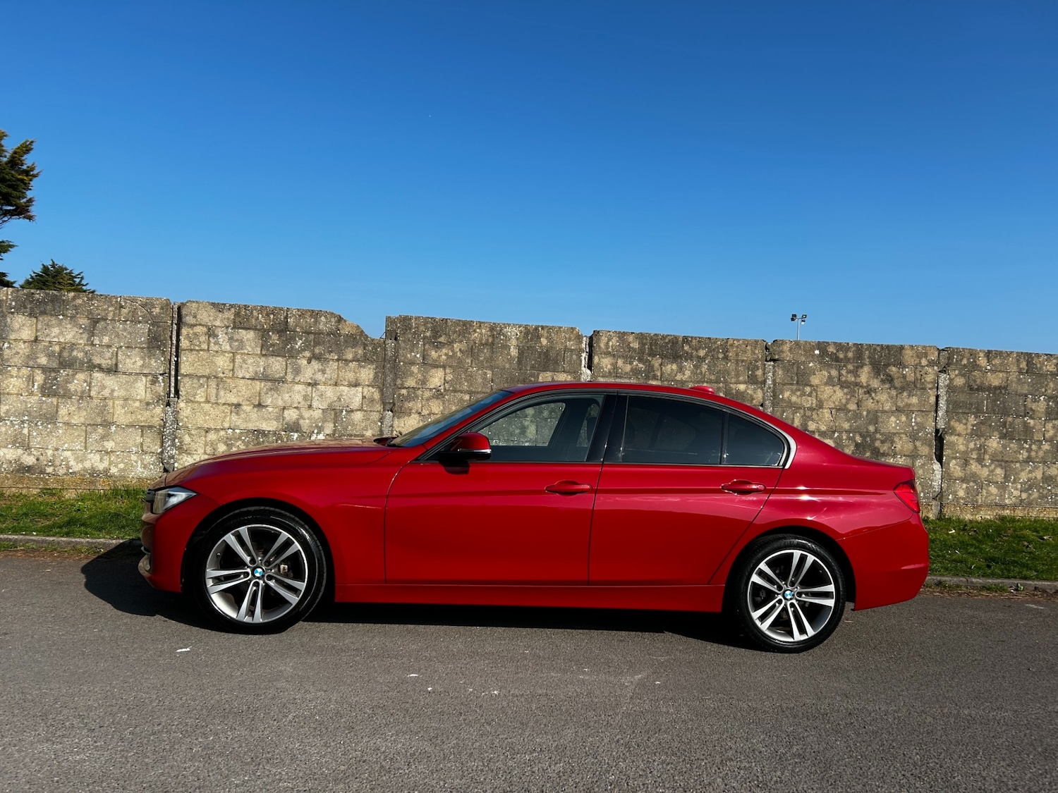 Used BMW 3 Series 2014 for sale - 76037110: Photo 11
