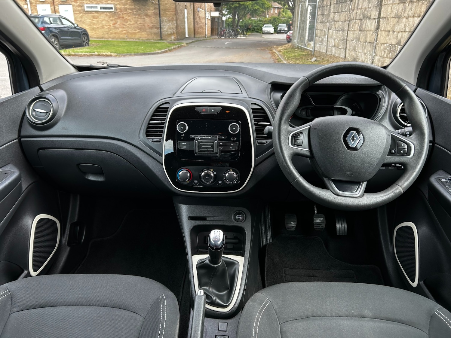 Used Renault Captur 2018 for sale - 78067048: Photo 6