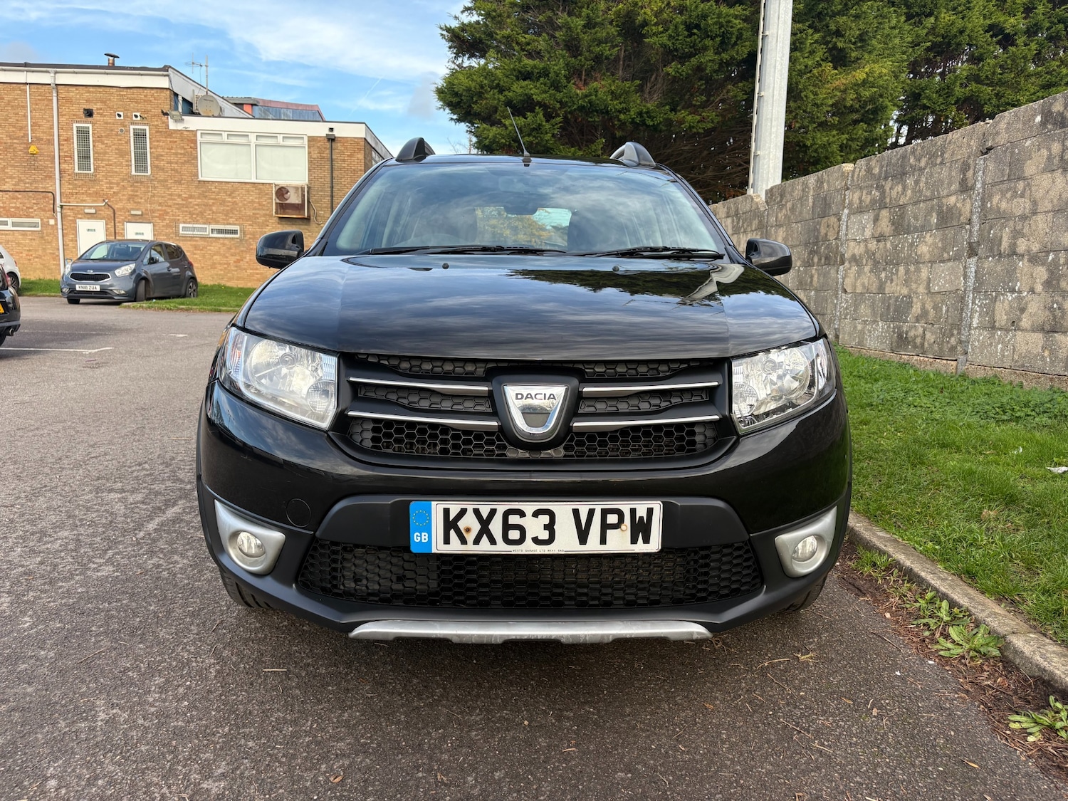 Used Dacia Sandero Stepway 2013 for sale - 76566235: Photo 2
