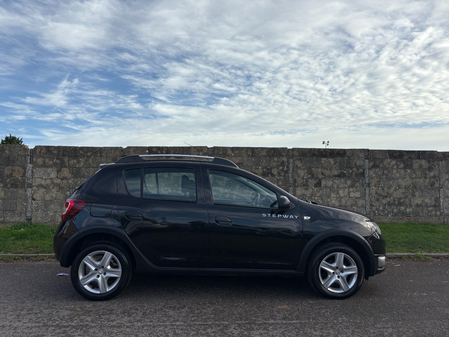 Used Dacia Sandero Stepway 2013 for sale - 76566235: Photo 5