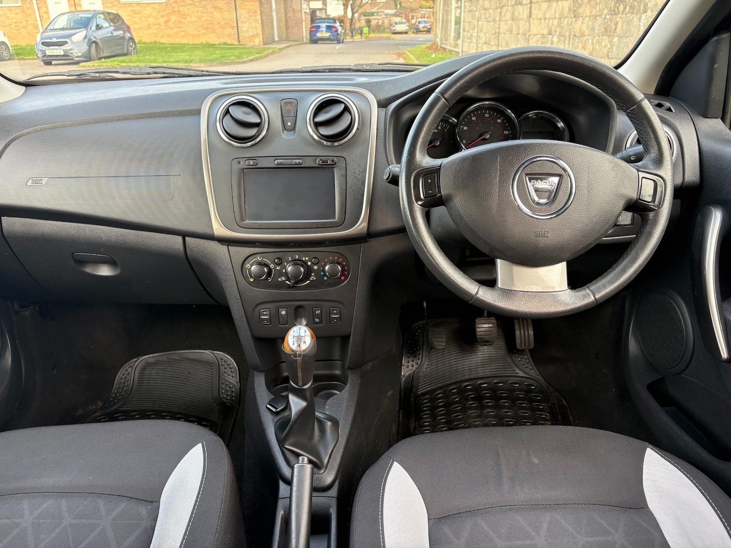 Used Dacia Sandero Stepway 2013 for sale - 76566235: Photo 6