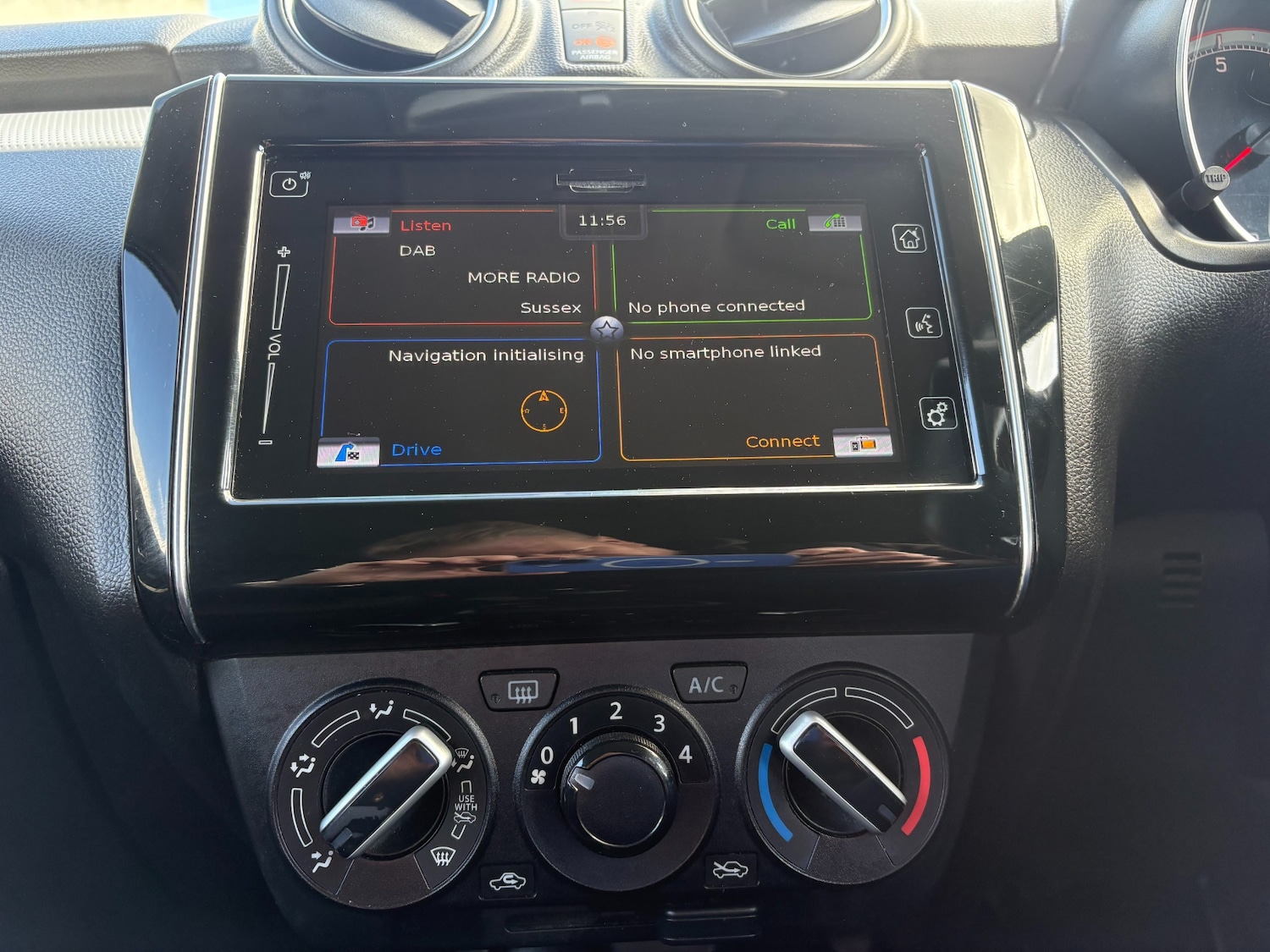 Used Suzuki Swift 2018 for sale - 77832058: Photo 13