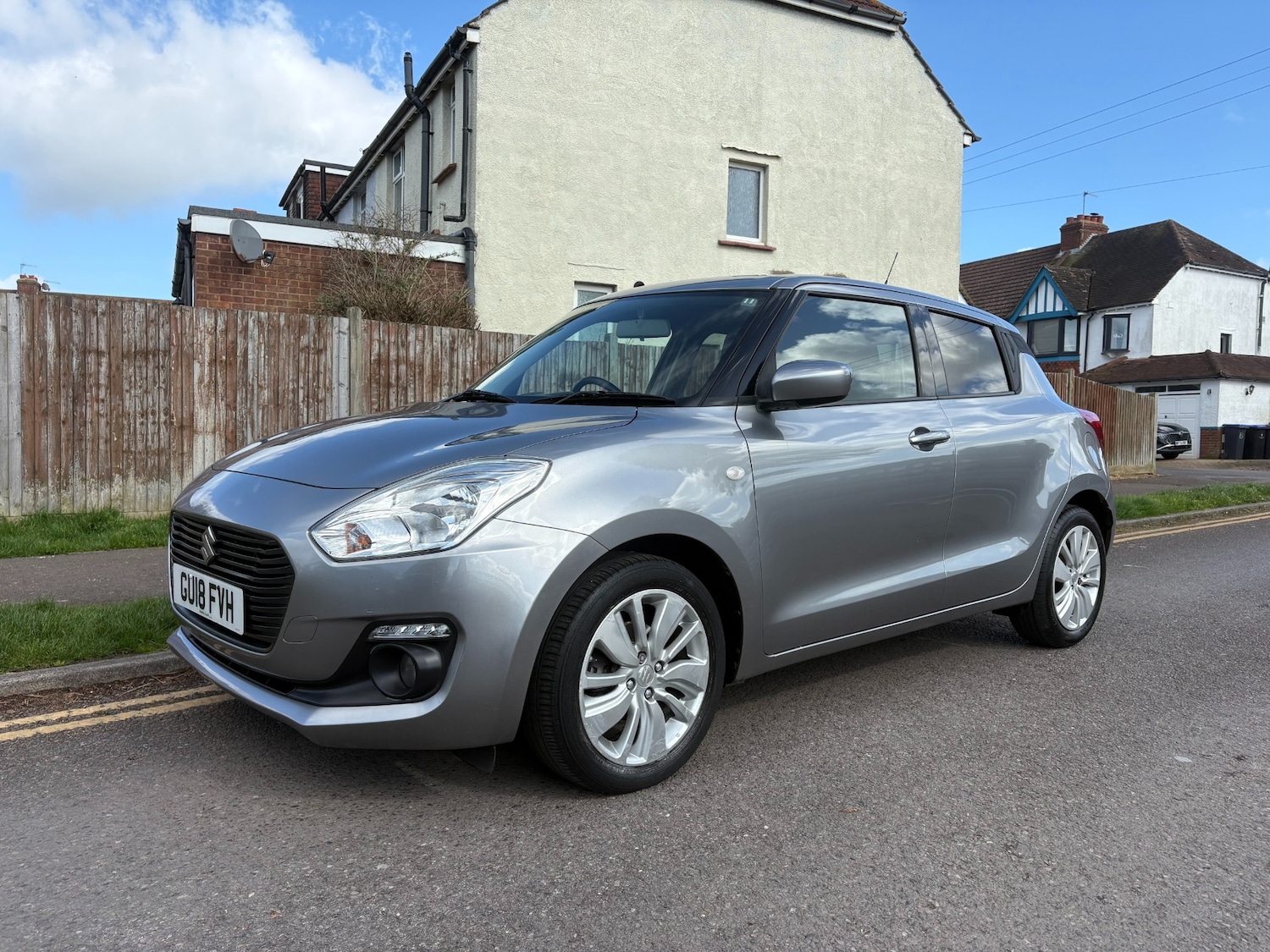 Used Suzuki Swift 2018 for sale - 77832058: Photo 4