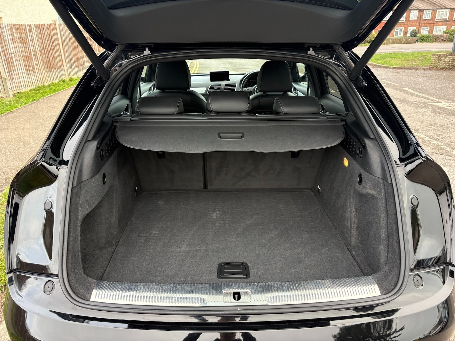 Used Audi Q3 2015 for sale - 78014813: Photo 12