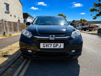Used Honda HR-V 2017 for sale - 79355661: Photo