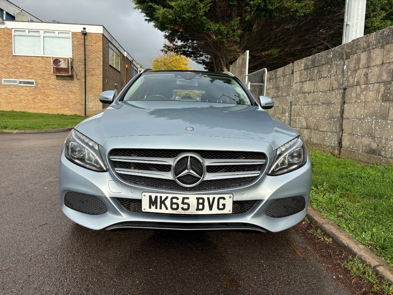 Used Mercedes-Benz C Class 2015 for sale - 76505155: Photo 2
