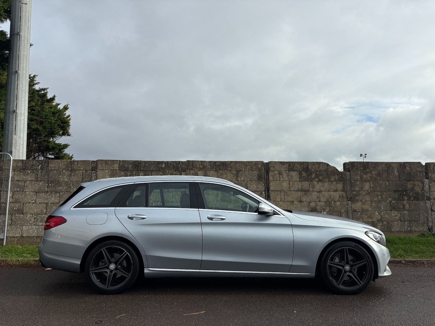 Used Mercedes-Benz C Class 2015 for sale - 76505155: Photo 5