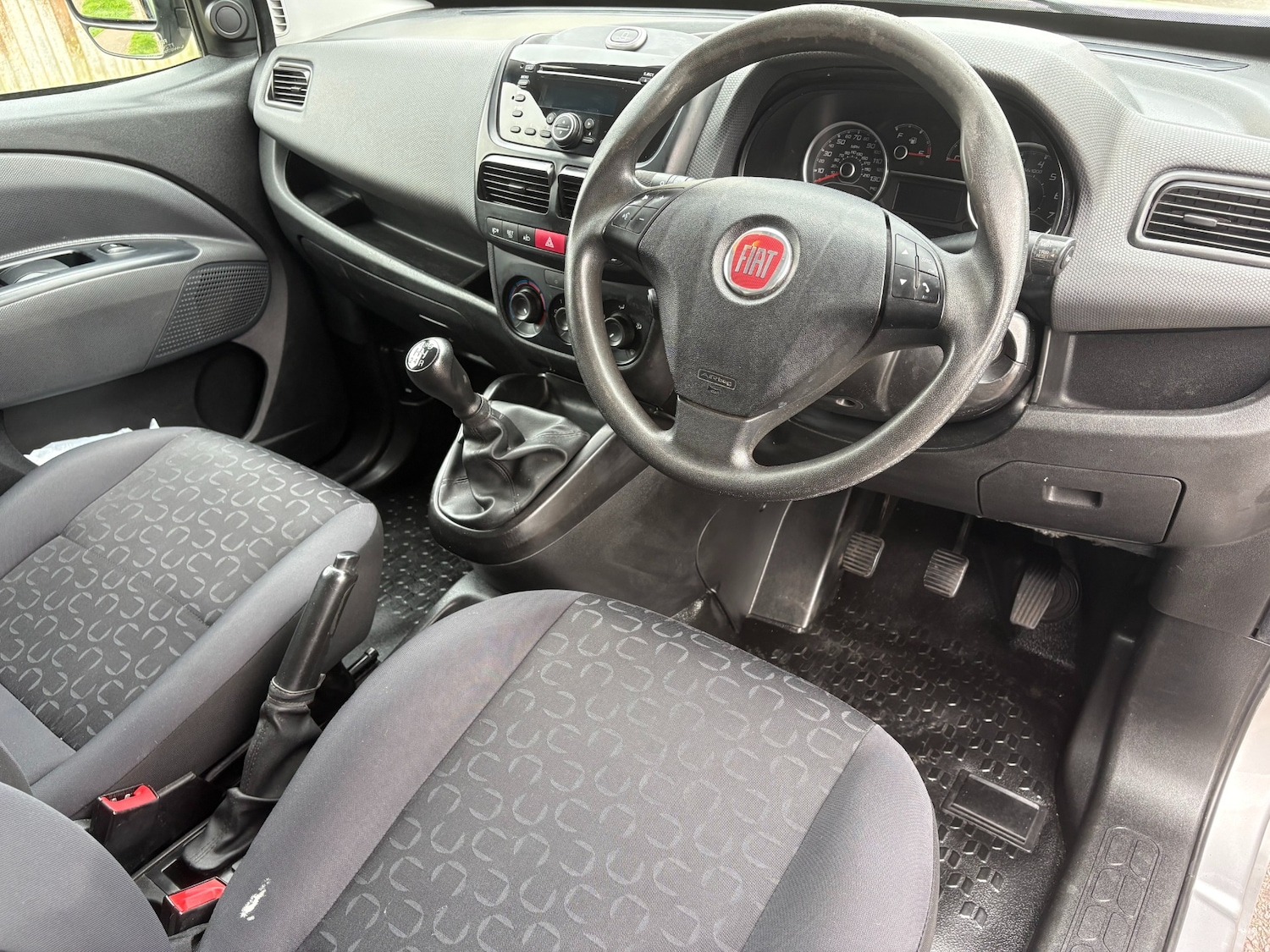 Used Fiat Doblo 2017 for sale - 77988791: Photo 6