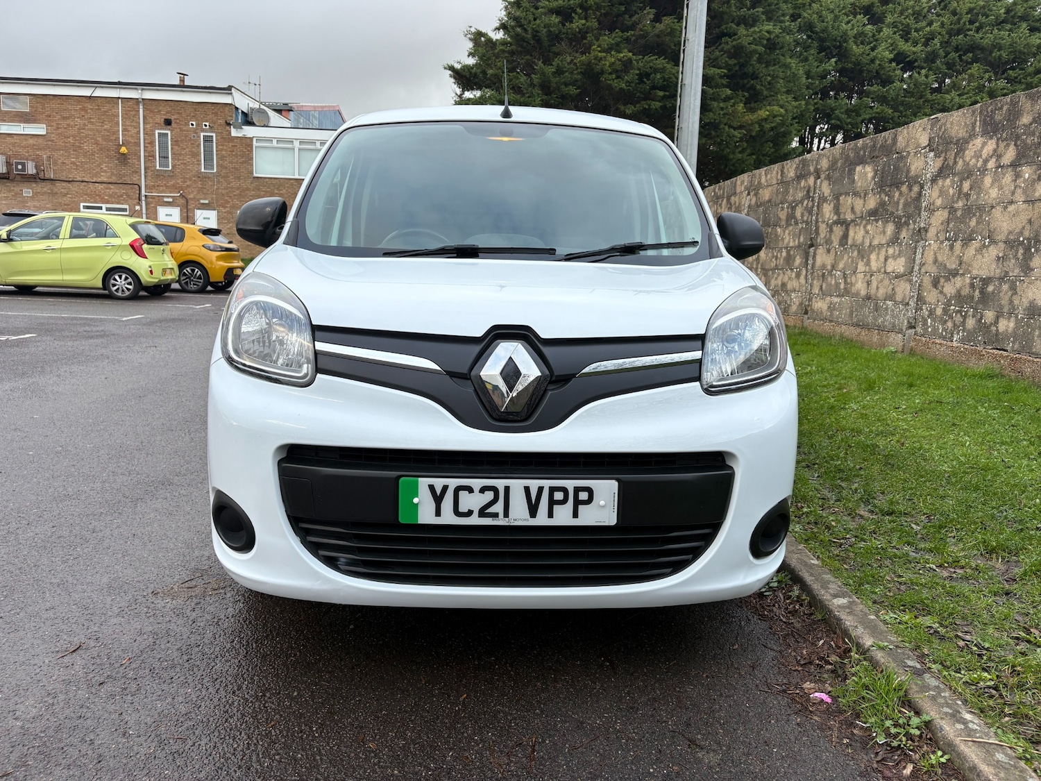 Used Renault Kangoo 2021 for sale - 76542823: Photo 2