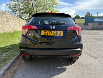 Used Honda HR-V 2017 for sale - 78581517: Photo