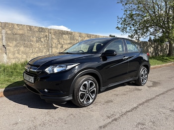Used Honda HR-V 2017 for sale - 78581517: Photo