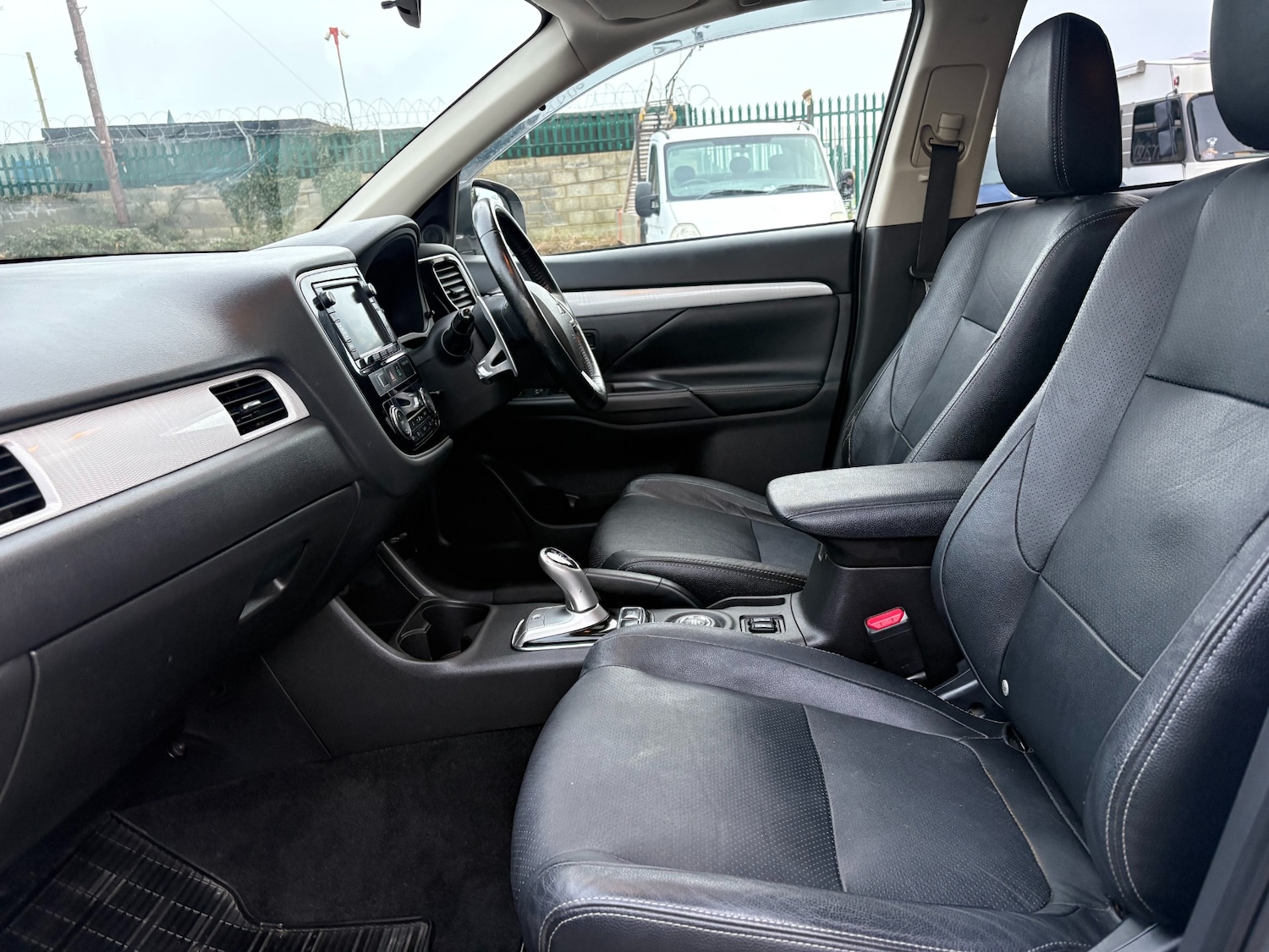 Used Mitsubishi Outlander 2015 for sale - 77529314: Photo 7