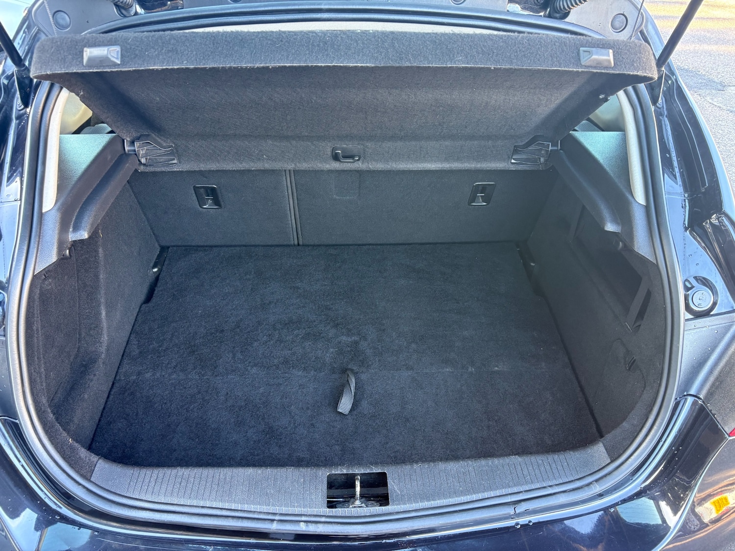 Used Vauxhall Astra 2011 for sale - 77701892: Photo 14