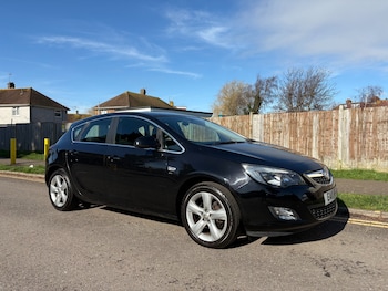 Used Vauxhall Astra 2011 for sale - 77701892: Photo