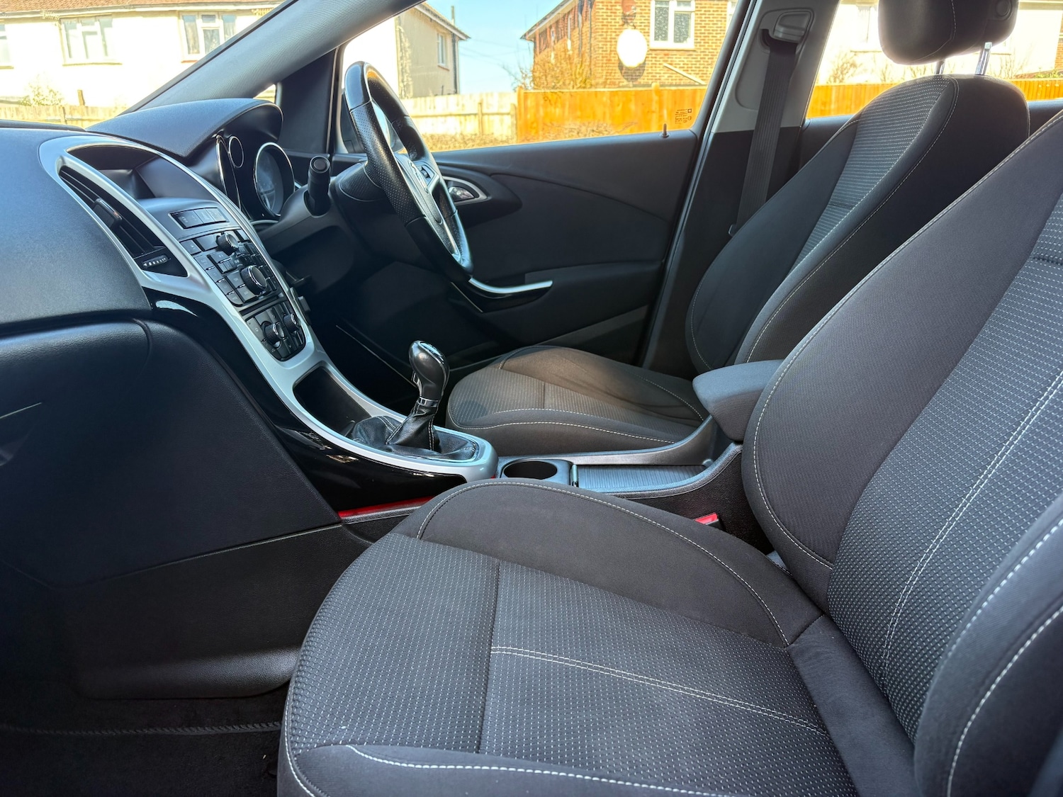 Used Vauxhall Astra 2011 for sale - 77701892: Photo 7