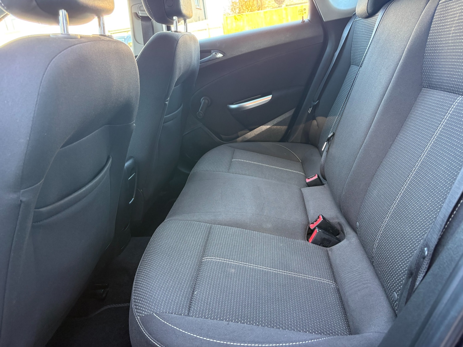 Used Vauxhall Astra 2011 for sale - 77701892: Photo 9