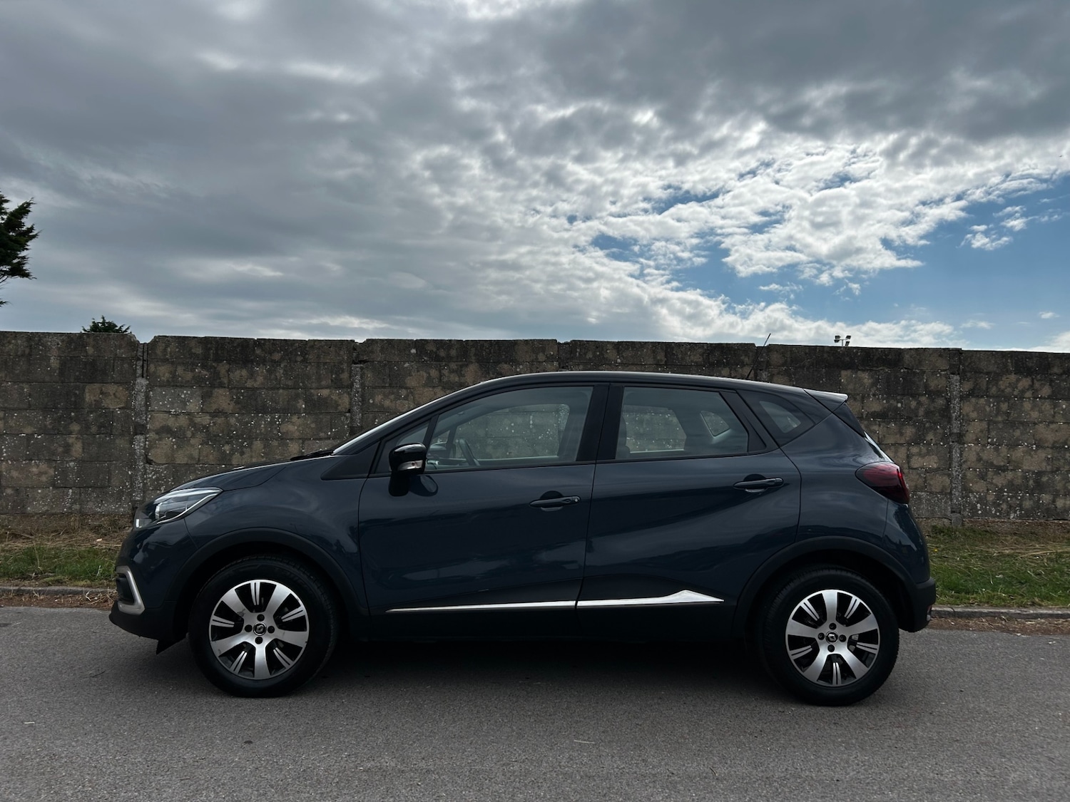 Used Renault Captur 2018 for sale - 76719049: Photo 11