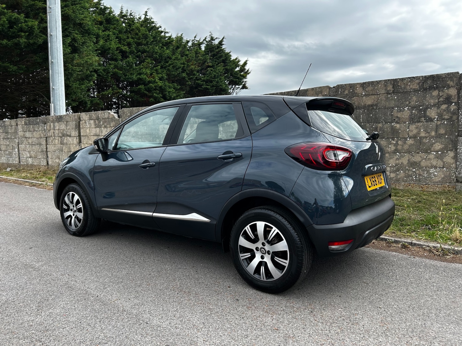 Used Renault Captur 2018 for sale - 76719049: Photo 12