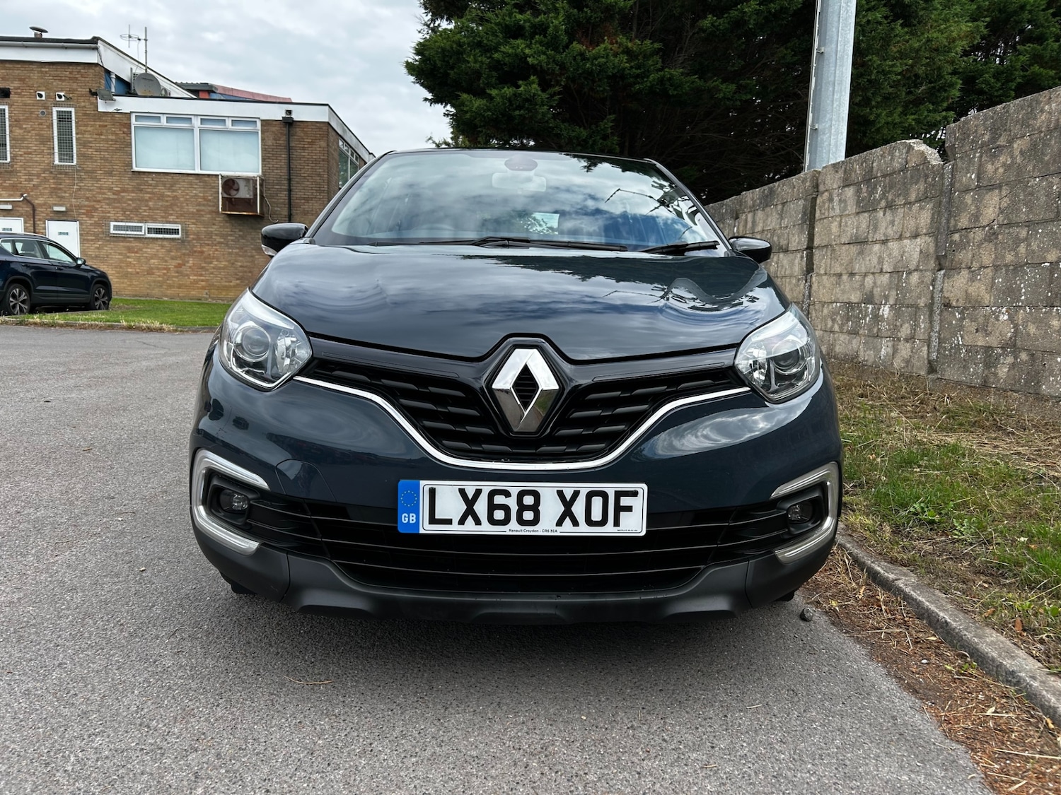 Used Renault Captur 2018 for sale - 76719049: Photo 2