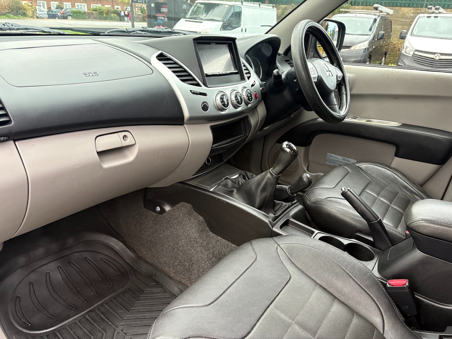 Used Mitsubishi L200 2012 for sale - 77138007: Photo 8