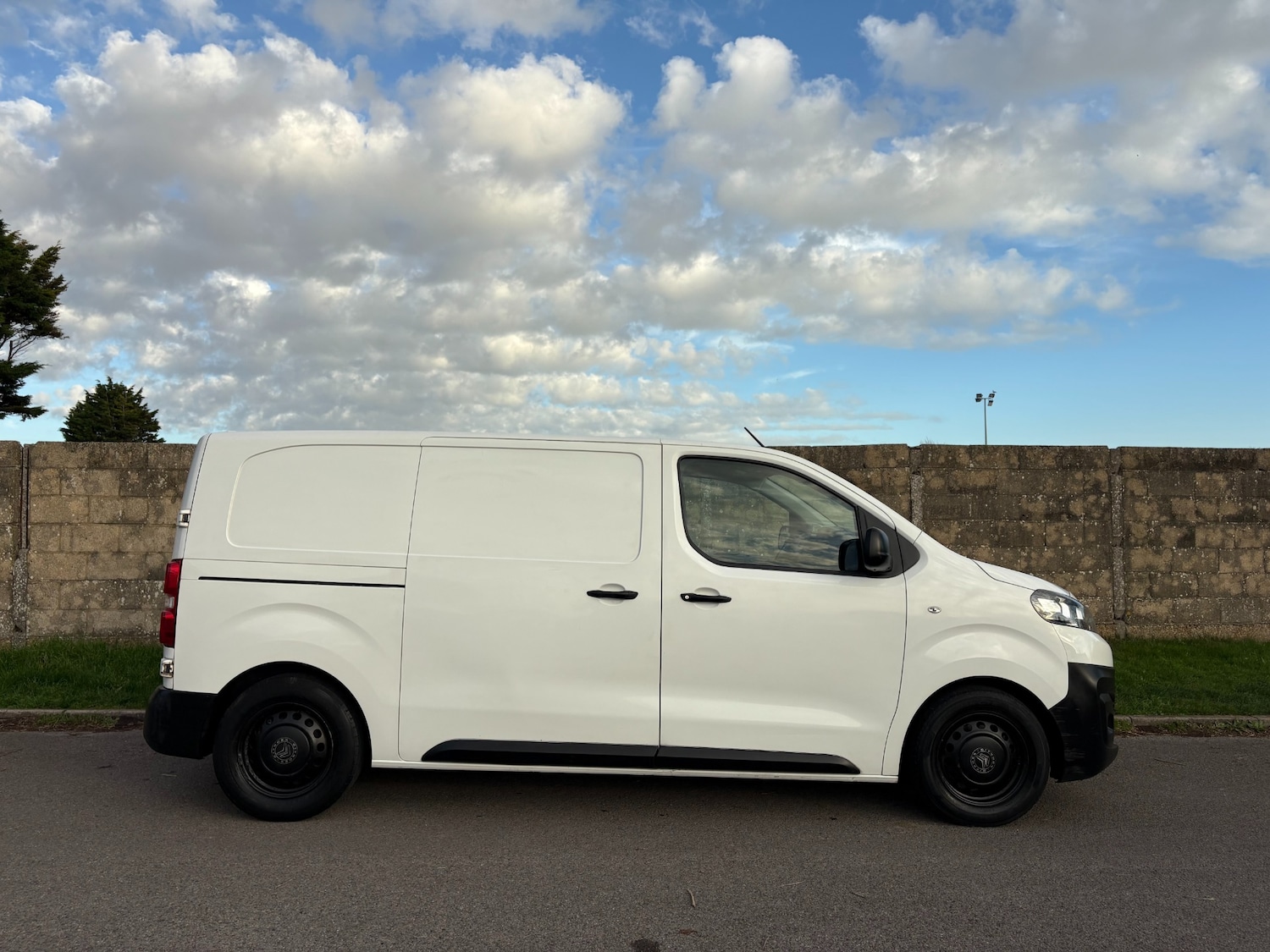 Used Citroen Dispatch 2017 for sale - 76566213: Photo 5