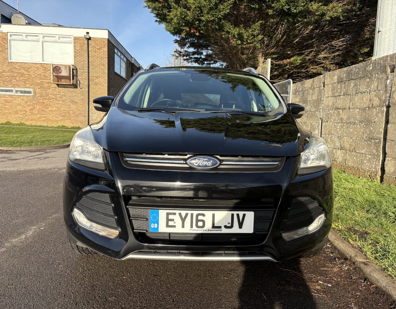 Used Ford Kuga 2016 for sale - 77125687: Photo 2