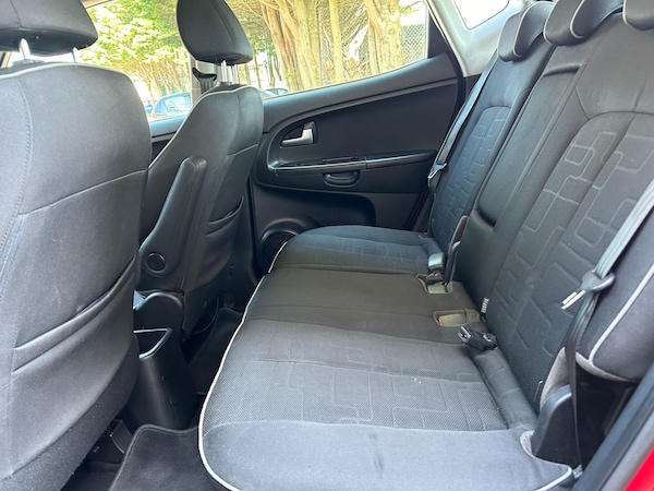 Used Kia Venga 2013 for sale - 71111920: Photo 8
