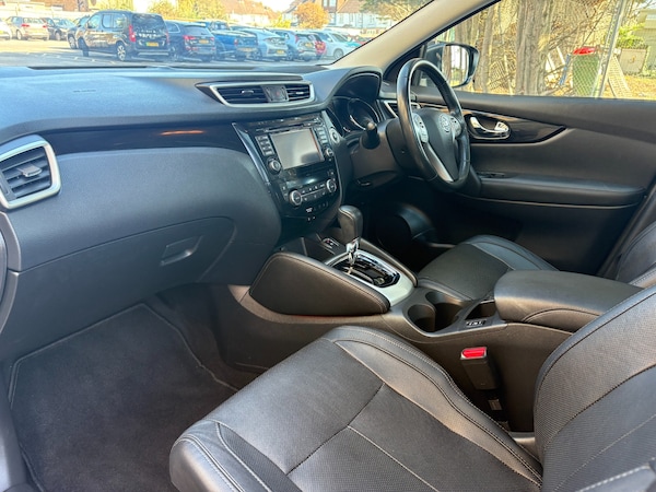 Used Nissan Qashqai 2016 for sale - 76026189: Photo 8