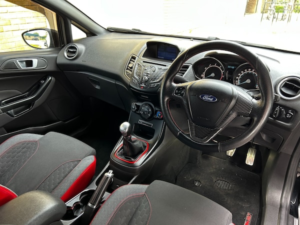 Used Ford Fiesta 2017 for sale - 74524574: Photo 6