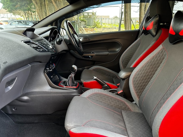 Used Ford Fiesta 2017 for sale - 74524574: Photo 7