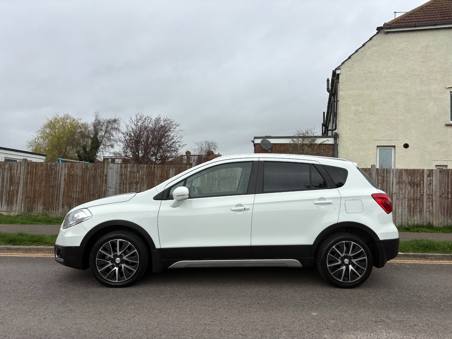 Used Suzuki SX4 S-Cross 2015 for sale - 77873387: Photo 12