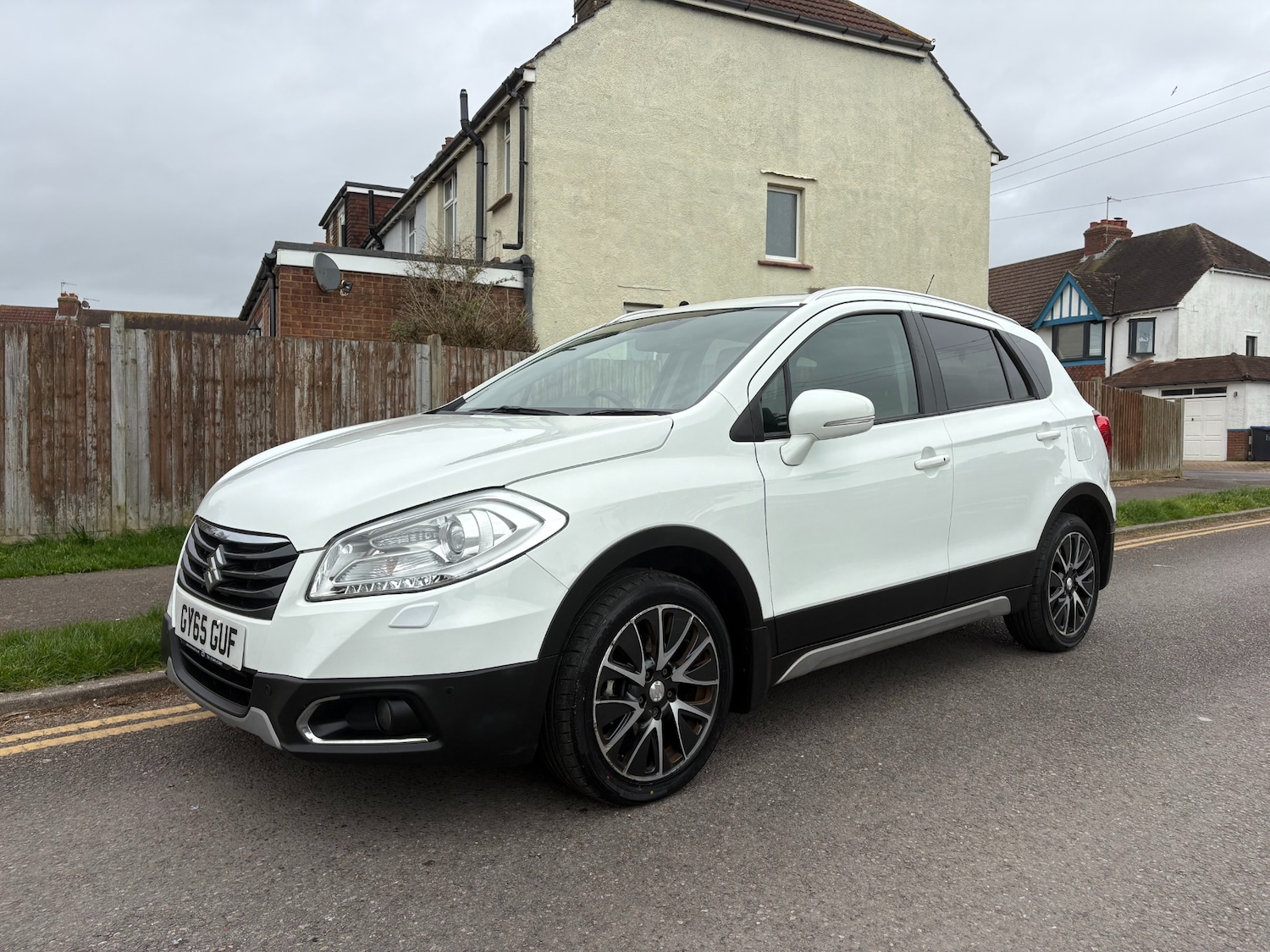 Used Suzuki SX4 S-Cross 2015 for sale - 77873387: Photo 4
