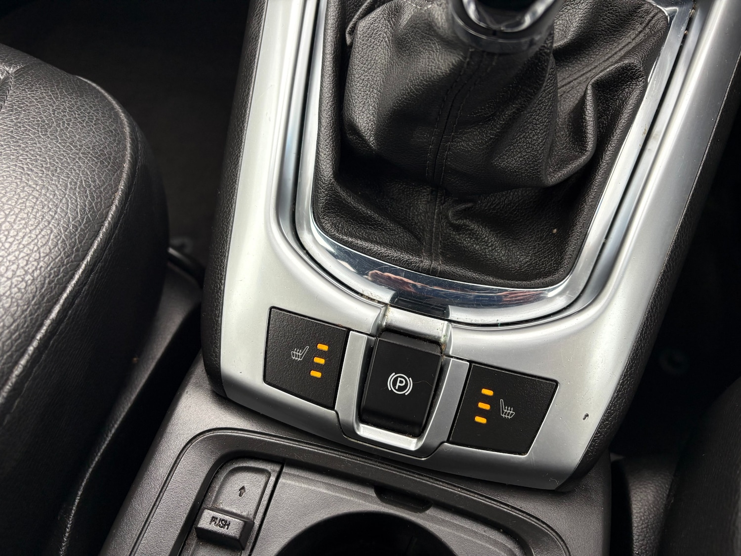 Used Vauxhall Antara 2013 for sale - 77151704: Photo 14