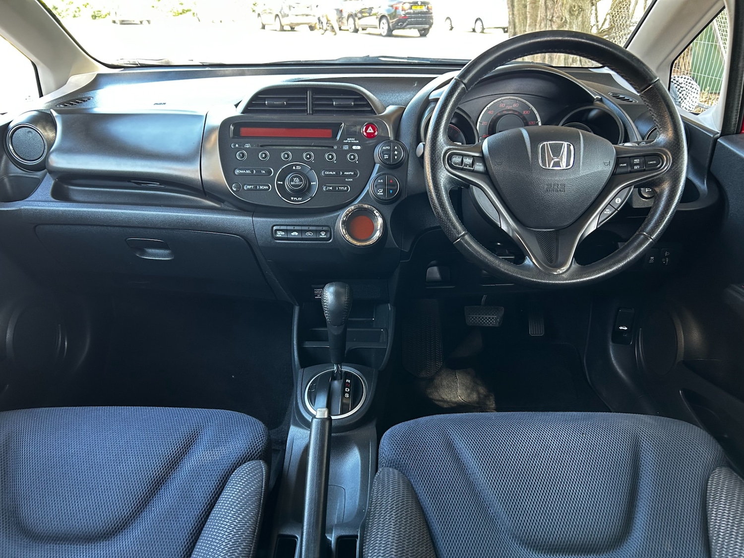 Used Honda Jazz 2014 for sale - 77136369: Photo 6