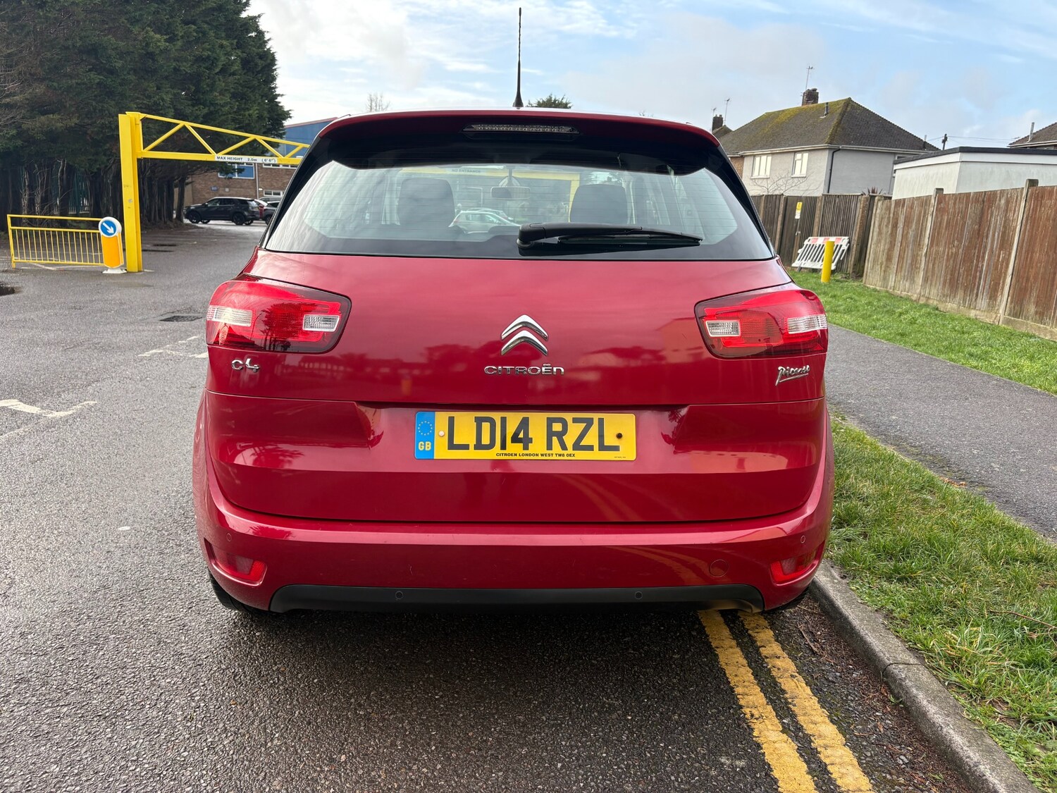 Used Citroen C4 Picasso 2014 for sale - 77354085: Photo 3